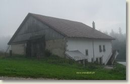 Ferme  vendre au Val de Travers dans le Jura Neuchtelois - Cette photo peut tre distribue librement - DSC00017_w_l800_c15.jpg