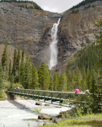  Takakkaw Falls & Yoho Lake,Field, Yoho national park, British Columbia, Canada... 