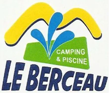 Le Berceau... Piscine � Ch�teau d'Oex...