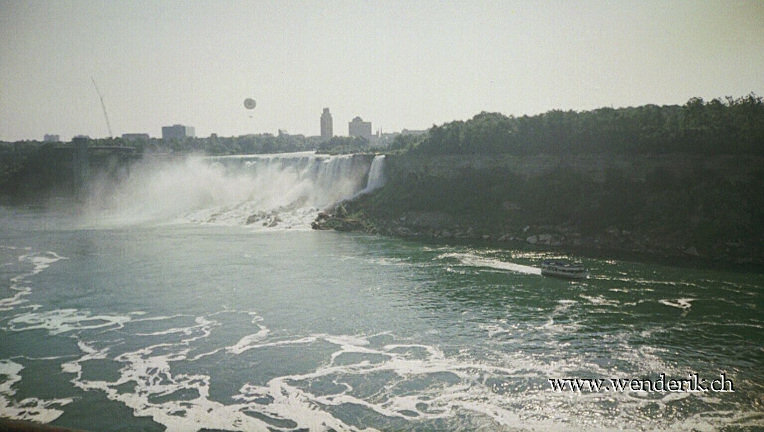 DSC00018_w_h432_c15.jpg